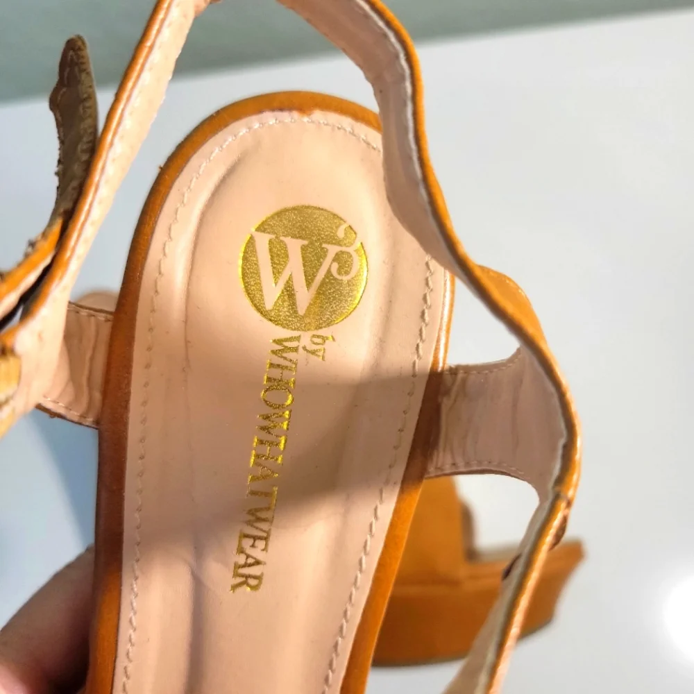 W3 CUNNINGHAM CAMEL STRAPPY WEDGES SIZE 7